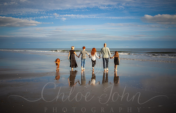 Reflecting sand - shooting with LOTS of landscape around